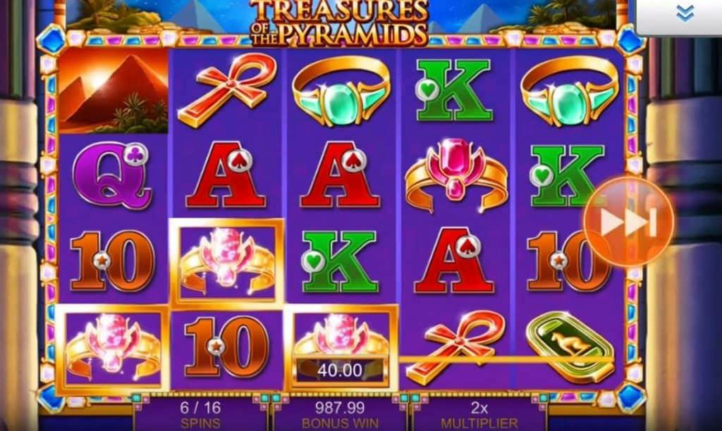 Oltre al gioco normale, a Treasures of the Pyramids hai la possibilità di vincere delle partite bonus